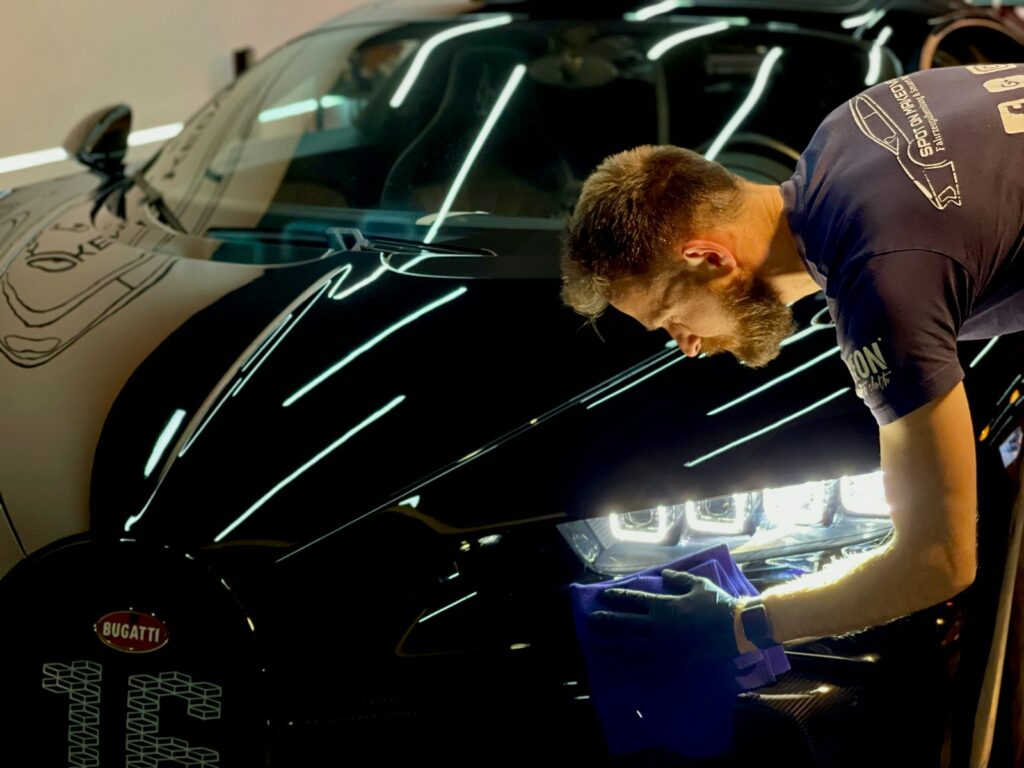 Autopflege für Enthusiasten: Glanz, Schutz und Showeffekt